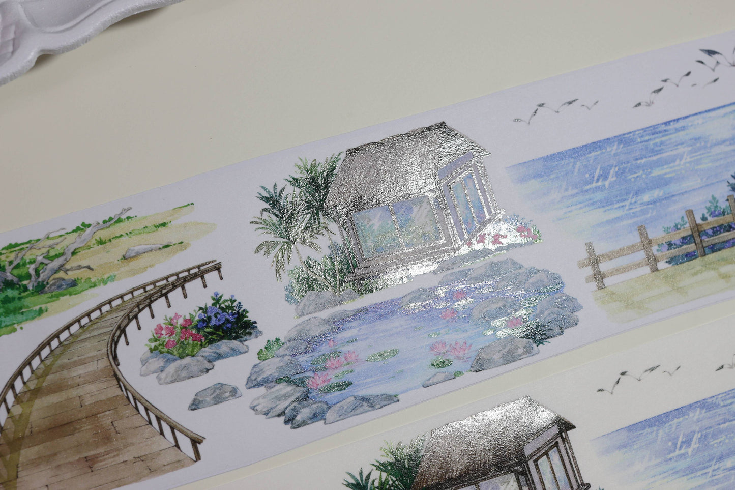 Caress of the Sea Breeze (海风吹拂)